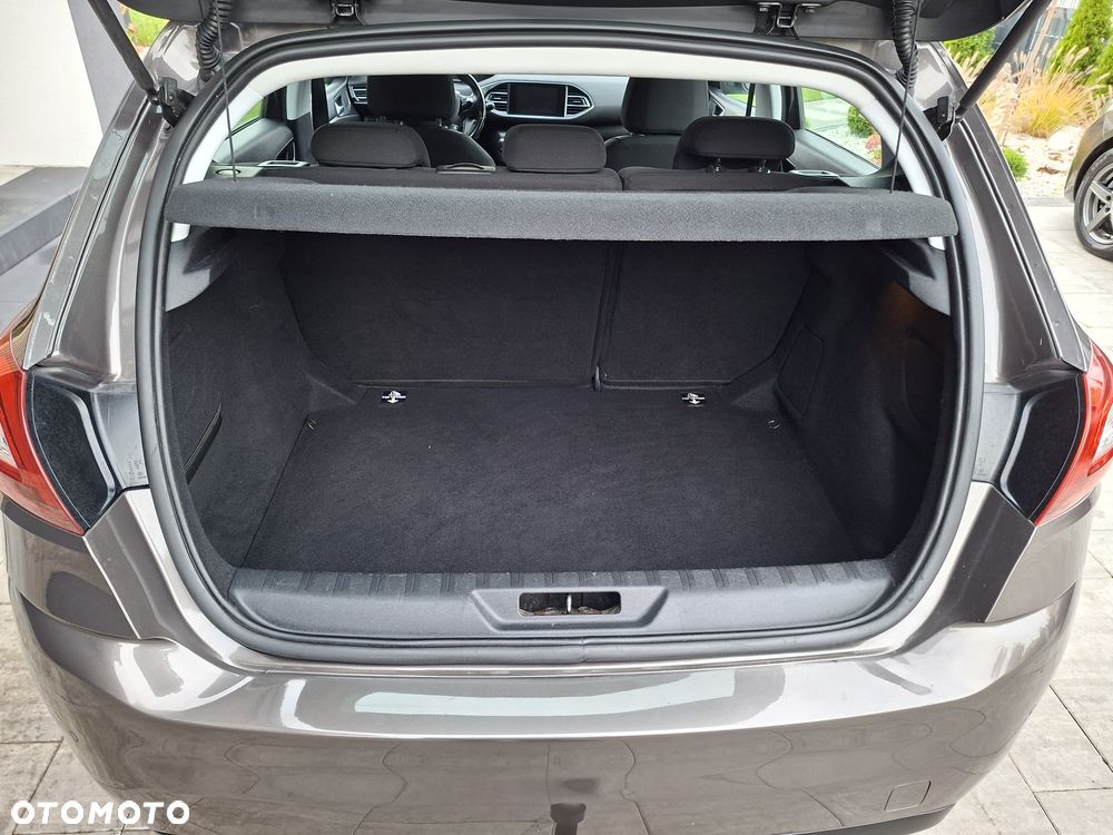 Peugeot 308 - 12
