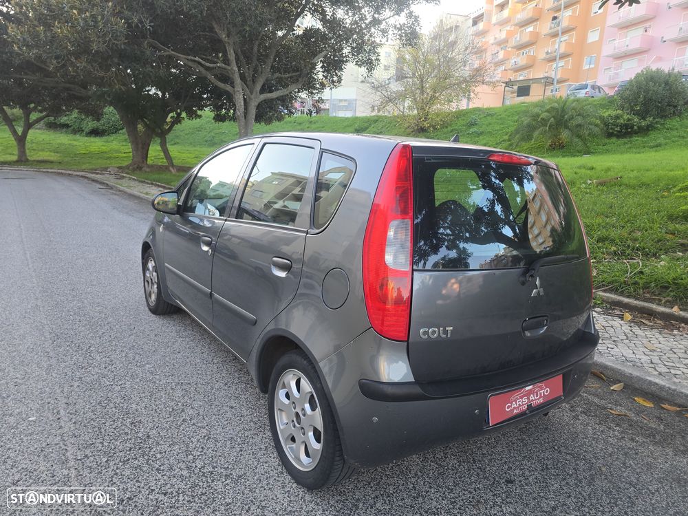 Mitsubishi Colt 1.1 Invite - 9