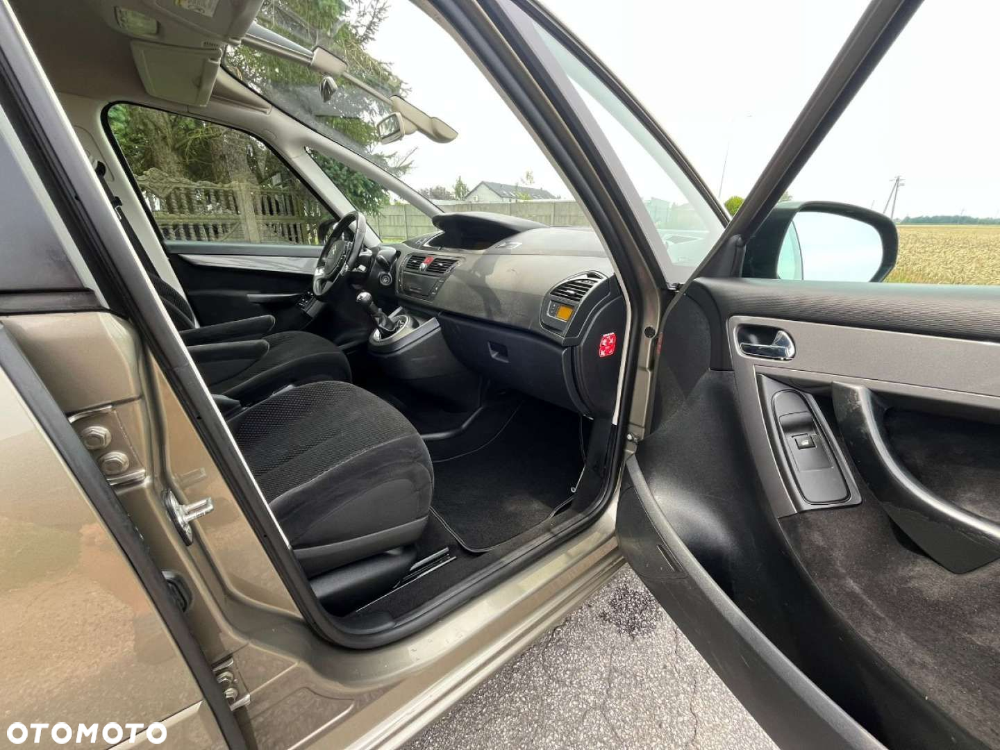 Citroën C4 Grand Picasso - 24