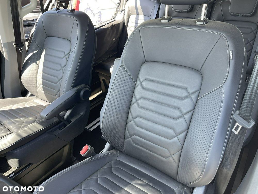 Ford Tourneo Custom L2H1 4x4 Autm TitaniumX - 14