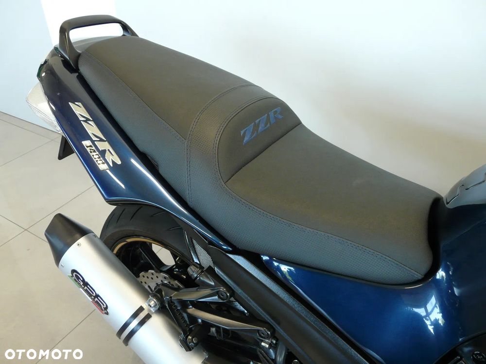 Kawasaki ZZR - 26