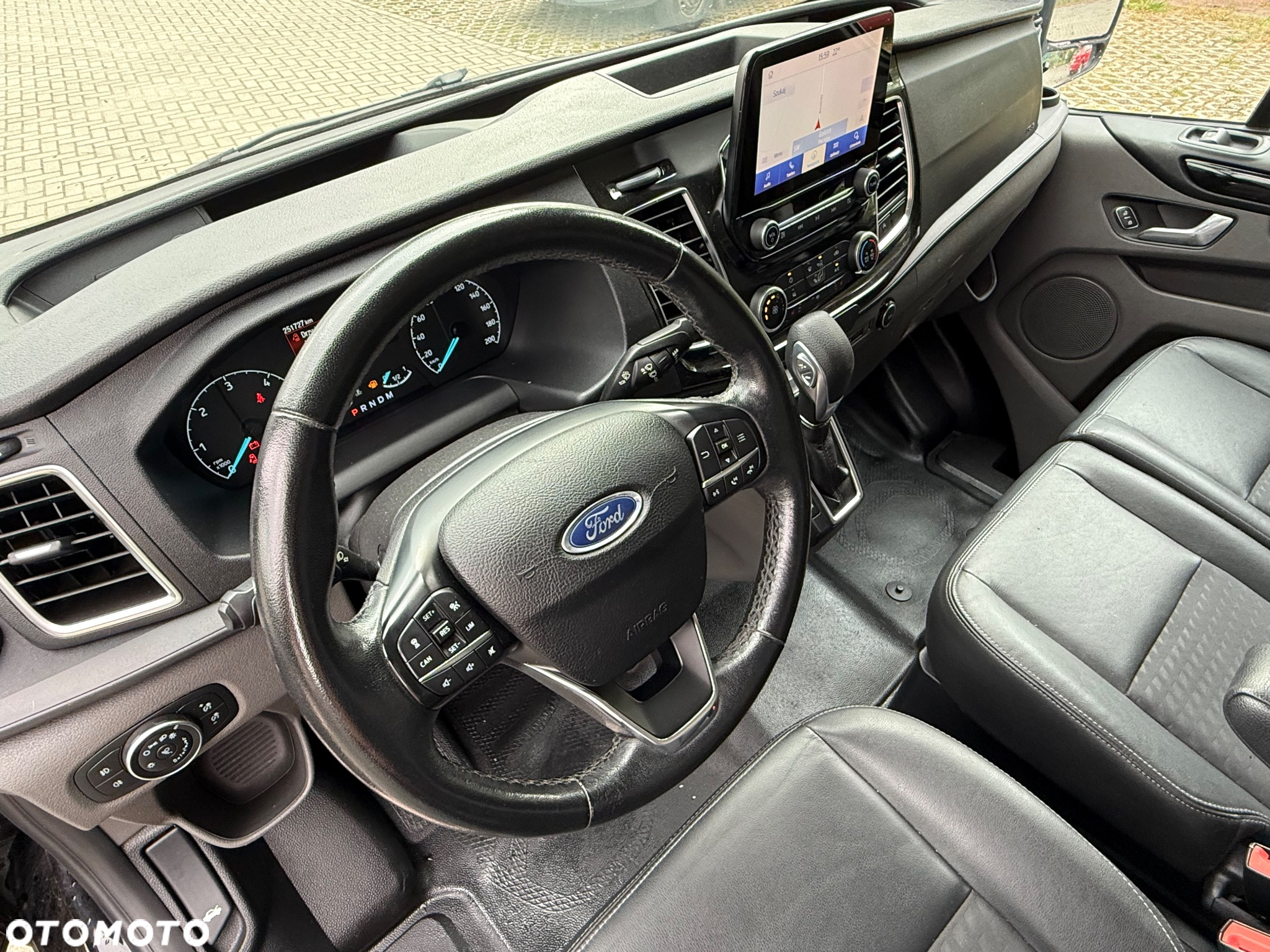 Ford Transit Custom Sport - 13
