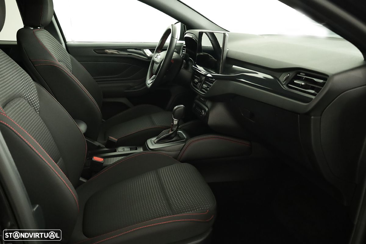 Ford Focus - 19