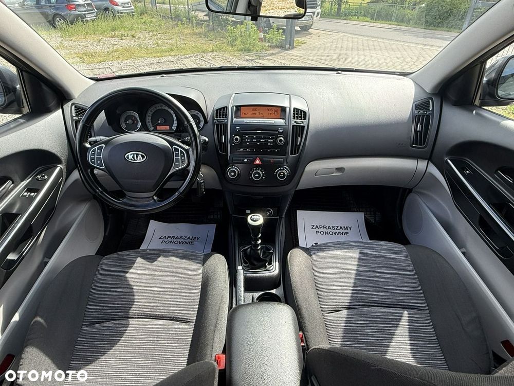 Kia Ceed - 5