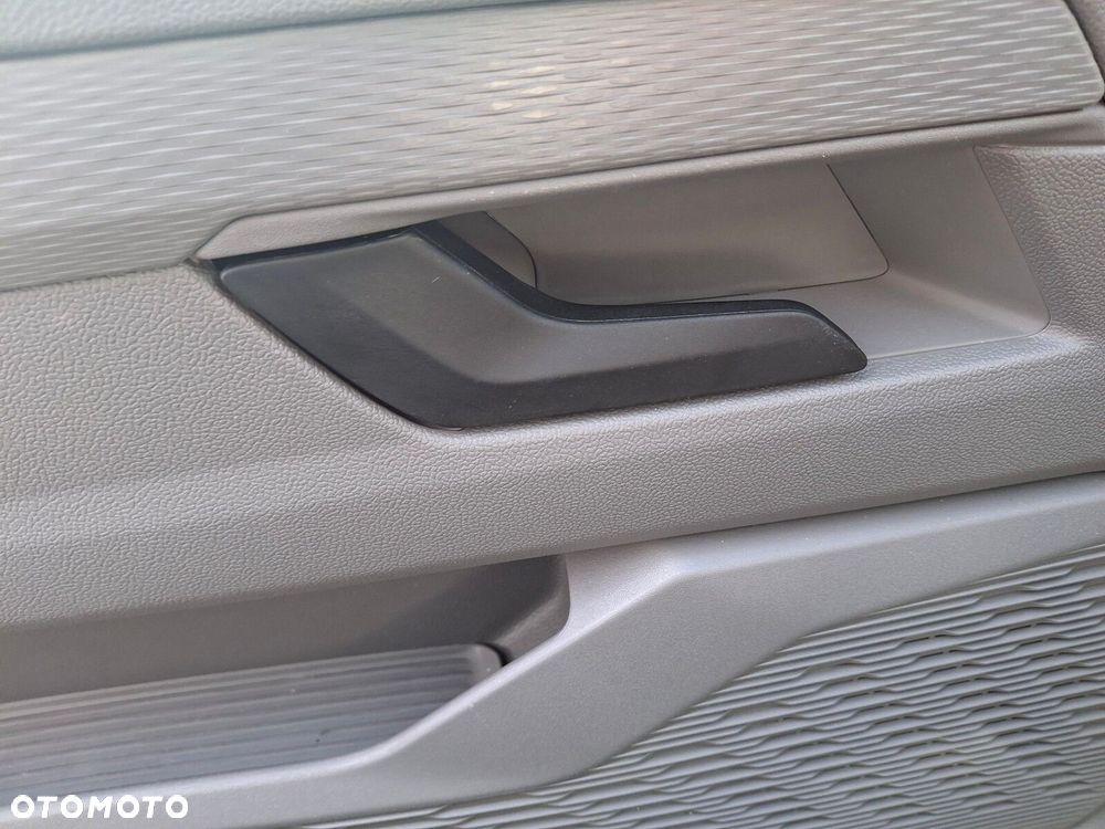 Volkswagen Transporter - 32