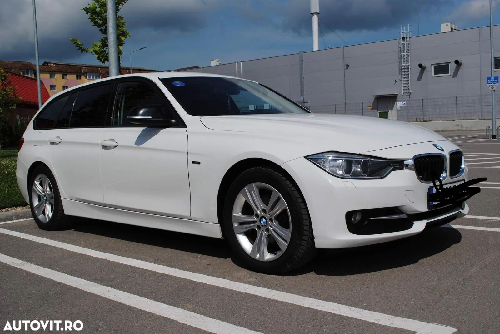 BMW Seria 3 320d Touring Aut. - 1
