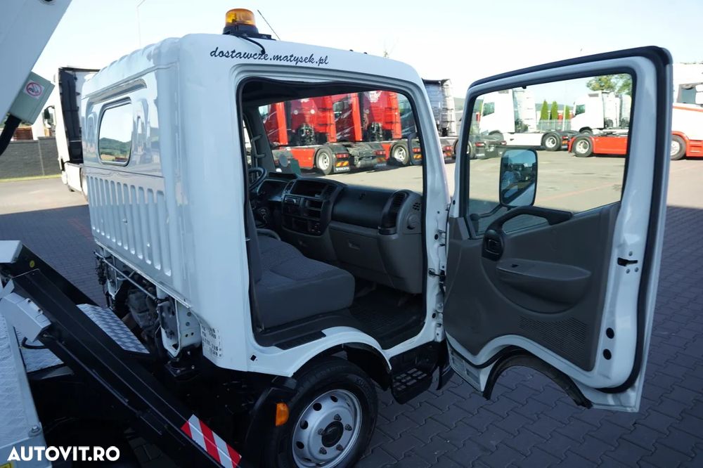 Nissan CABSTAR / ELEVATOR DE 20 DE METRI / GSR E200TE4 / DUBLU / CAPACITATE DE RIDICARE - 200 kg / 4 STABILIZATOARE / - 37