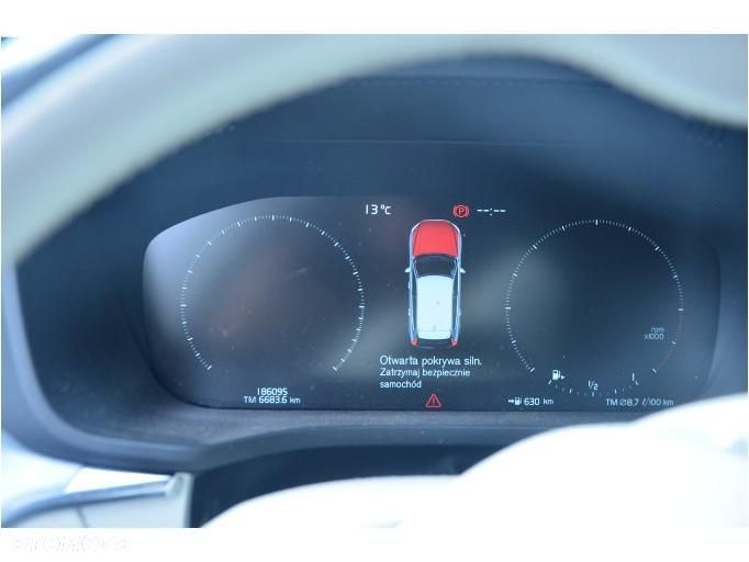 Volvo XC 60 D4 AWD Momentum - 11
