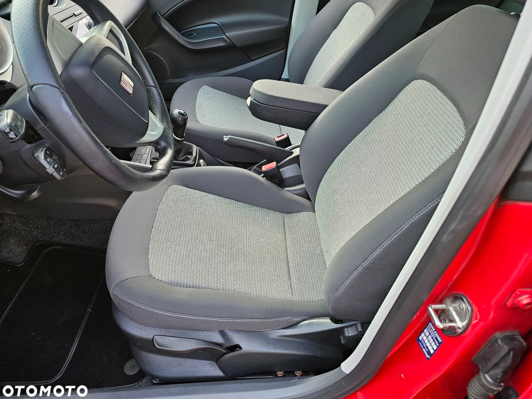 Seat Ibiza 1.4 16V Reference - 9