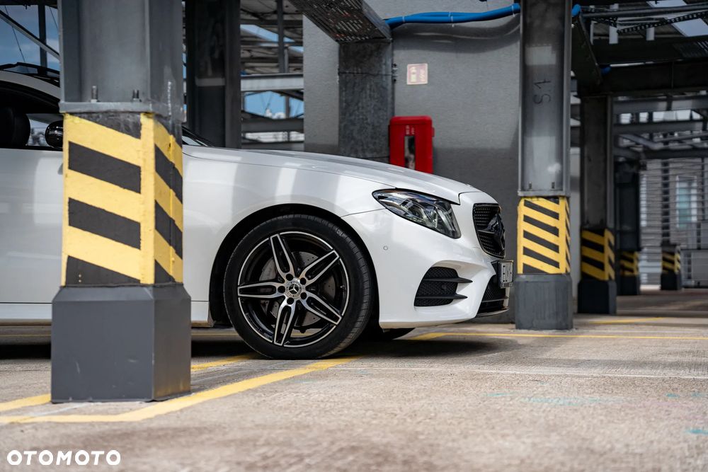Mercedes-Benz Klasa E 220 d Coupe 4-Matic 9G-TRONIC - 16