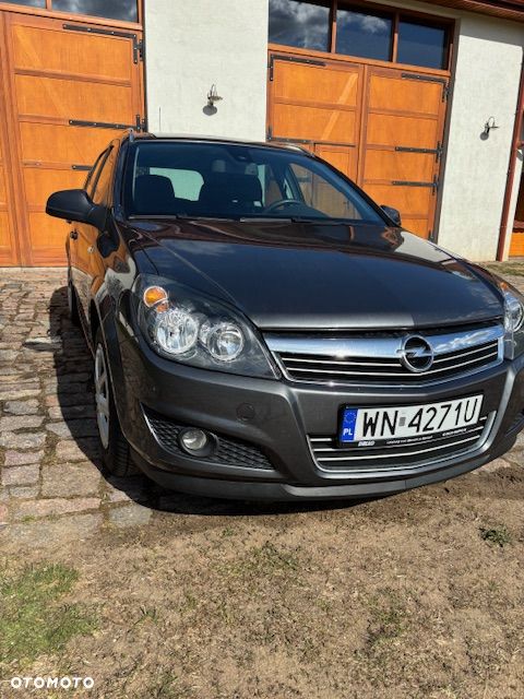 Opel Astra 1.6 Color Edition - 1