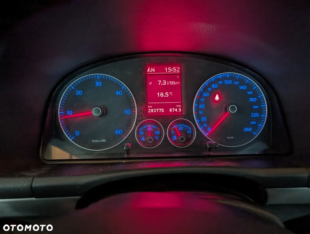 Volkswagen Touran 2.0 TDI DPF R-Line Edition - 12
