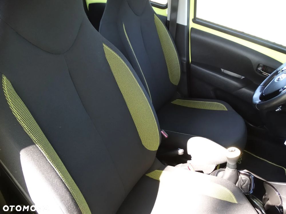 Toyota Aygo - 12