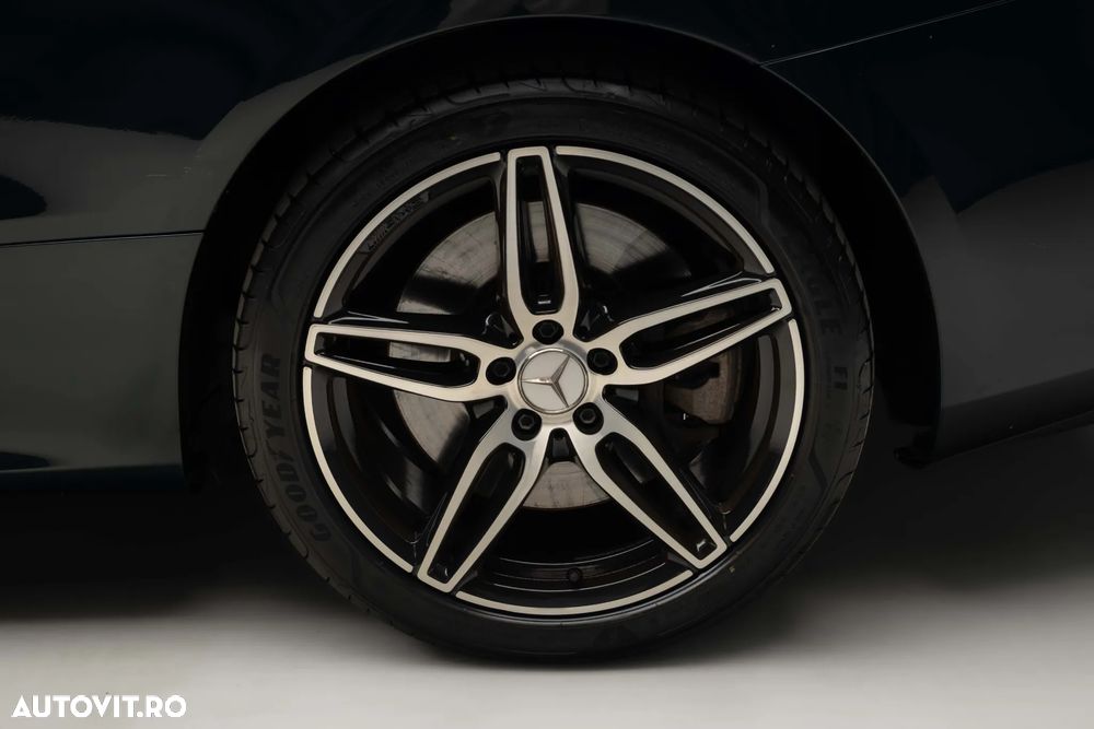 Mercedes-Benz E 53 AMG 4Matic Coupe AMG Speedshift 9G-TRONIC - 12
