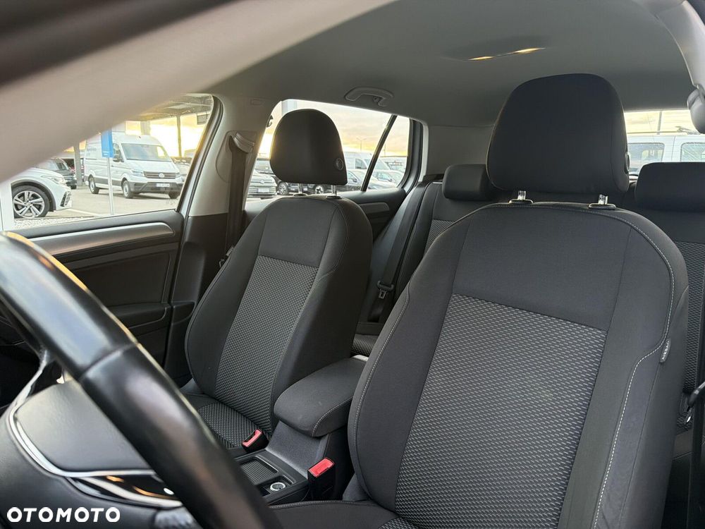 Volkswagen Golf 1.0 TSI BMT Trendline - 11