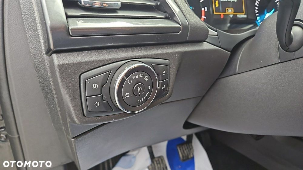 Ford Mondeo - 17