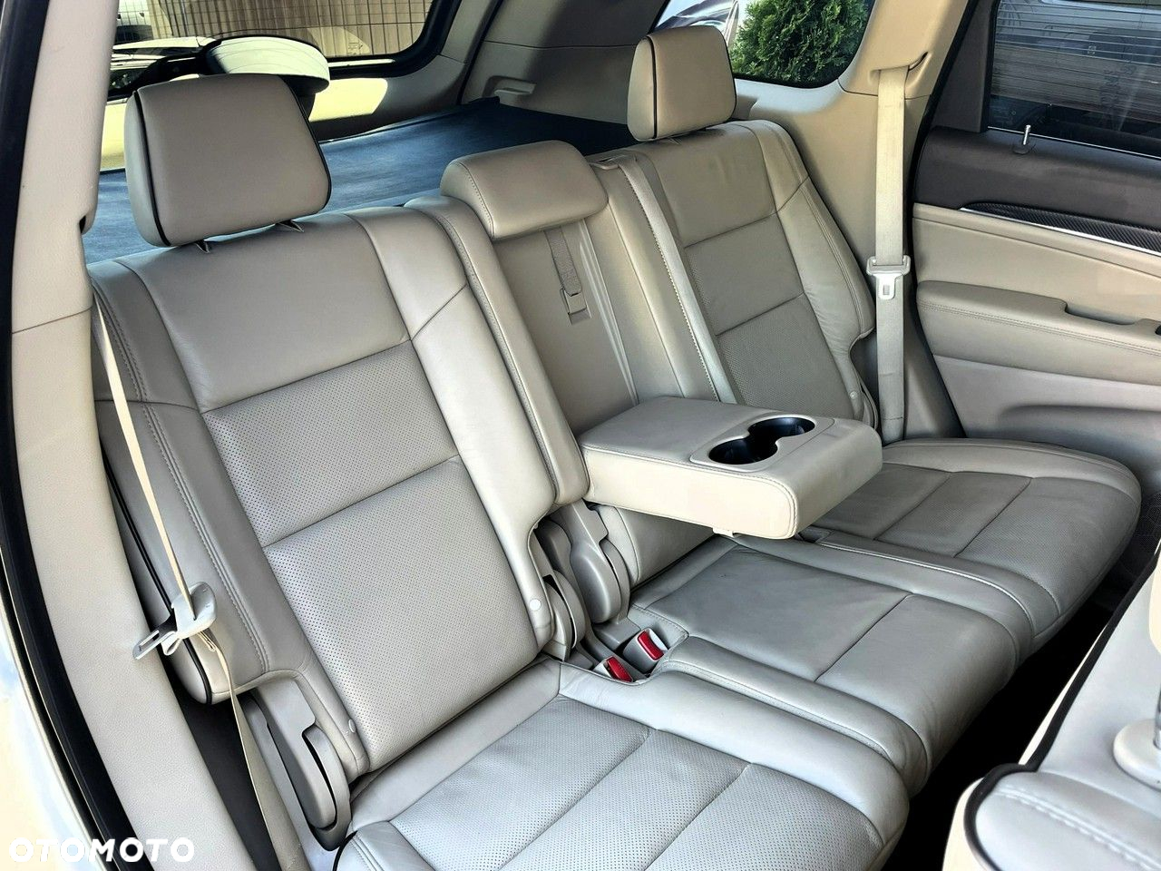 Jeep Grand Cherokee - 31