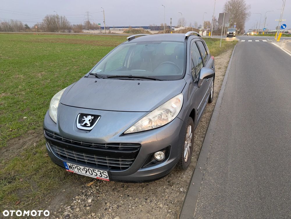 Peugeot 207 1.6 - 5
