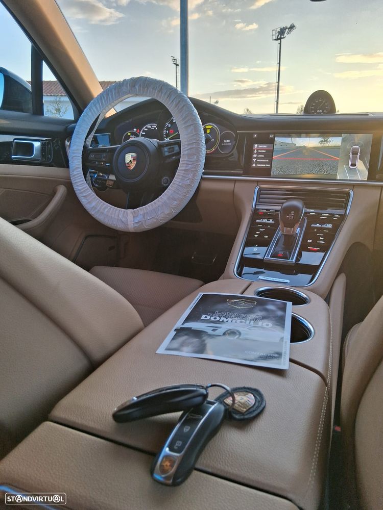 Porsche Panamera Sport Turismo 4S E-Hybrid - 11