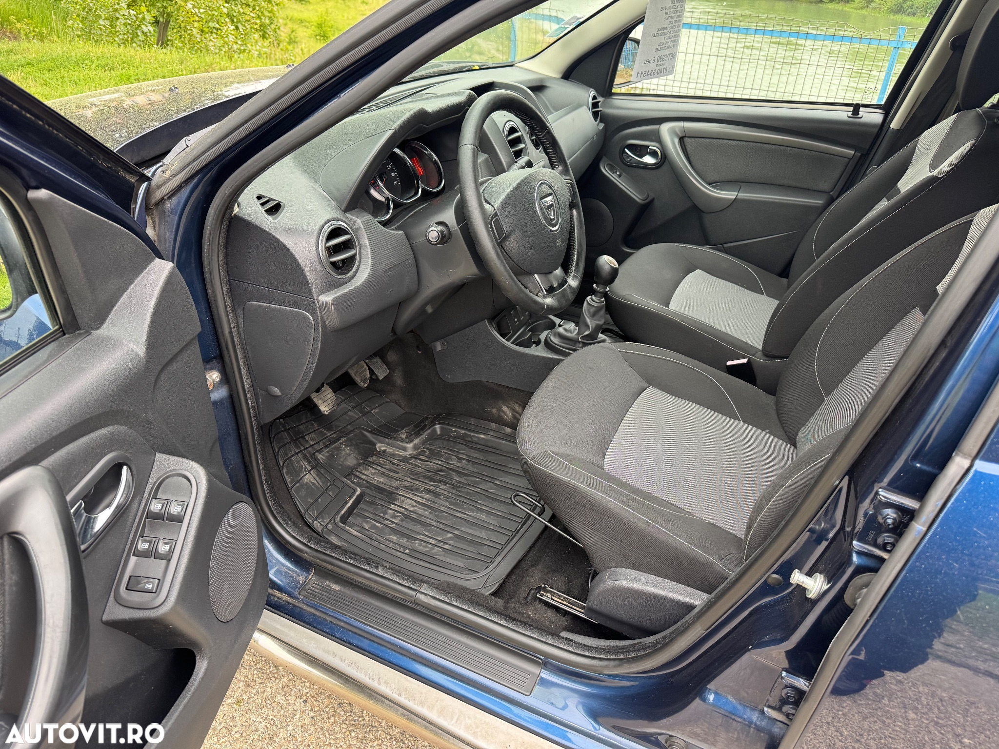 Dacia Duster 1.5 dCi 4x2 Laureate - 11