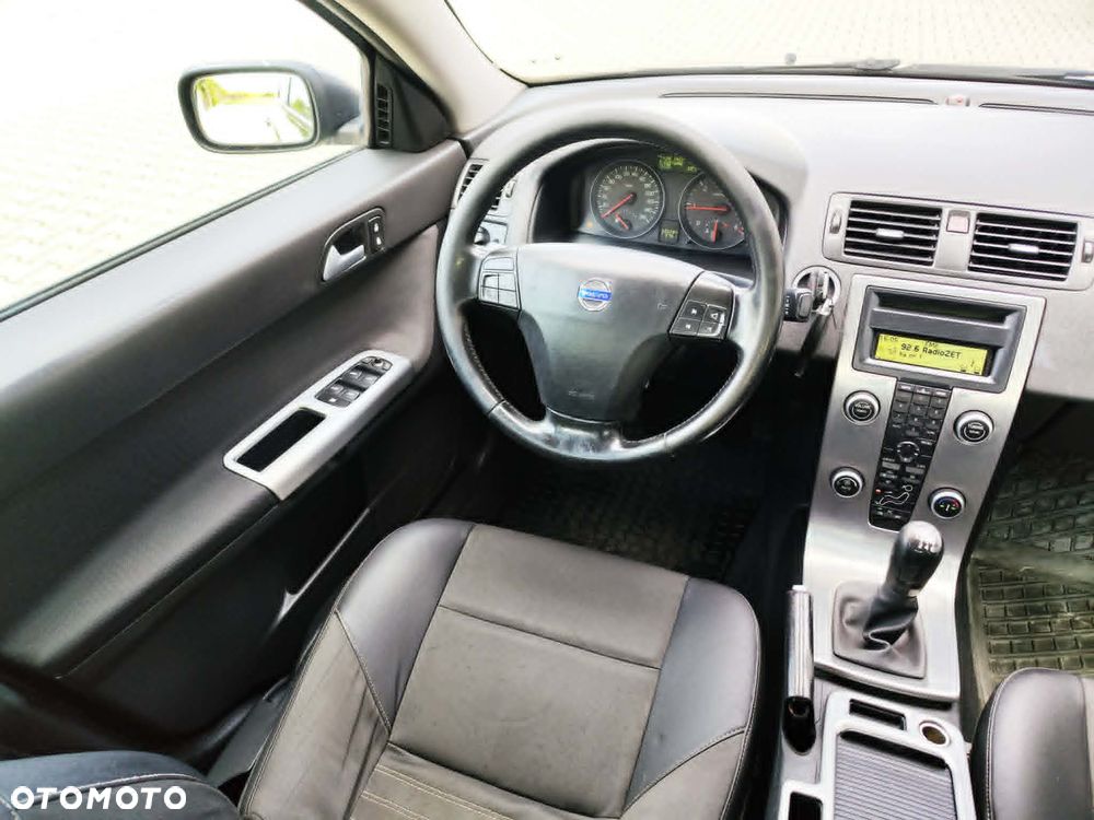 Volvo S40 2.0D - 18