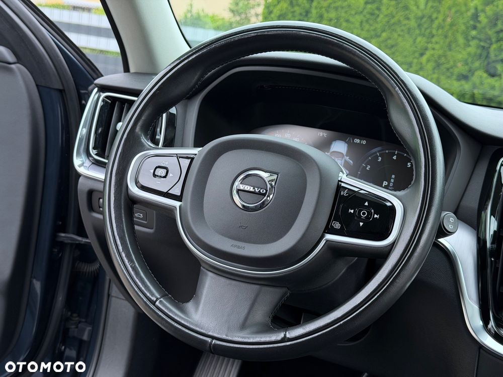 Volvo V60 B4 B Geartronic Momentum Pro - 26