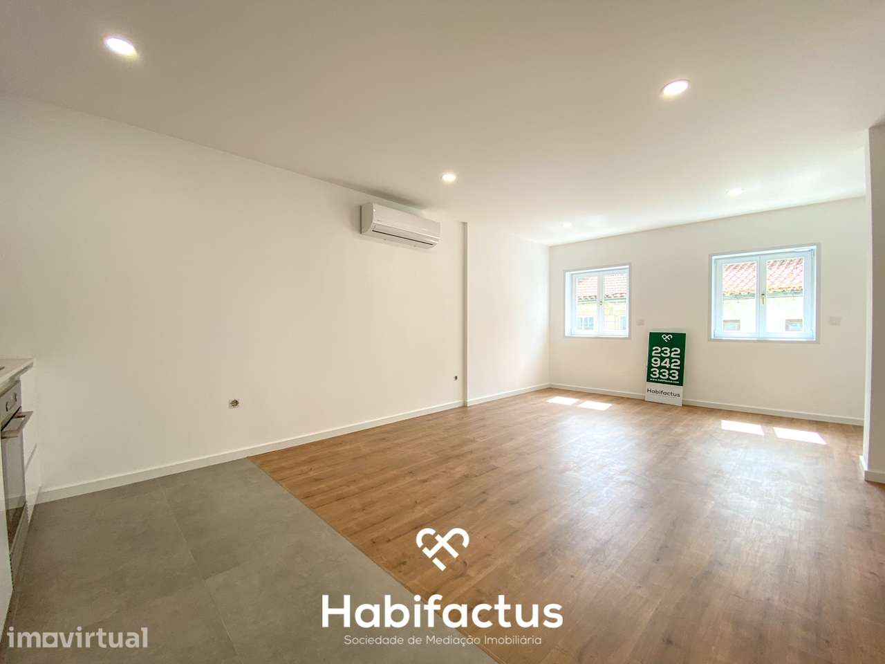 Apartamento T1+1 à Venda no Centro de Nelas – Zona das 4 Esquinas | To - Grande imagem: 2/15