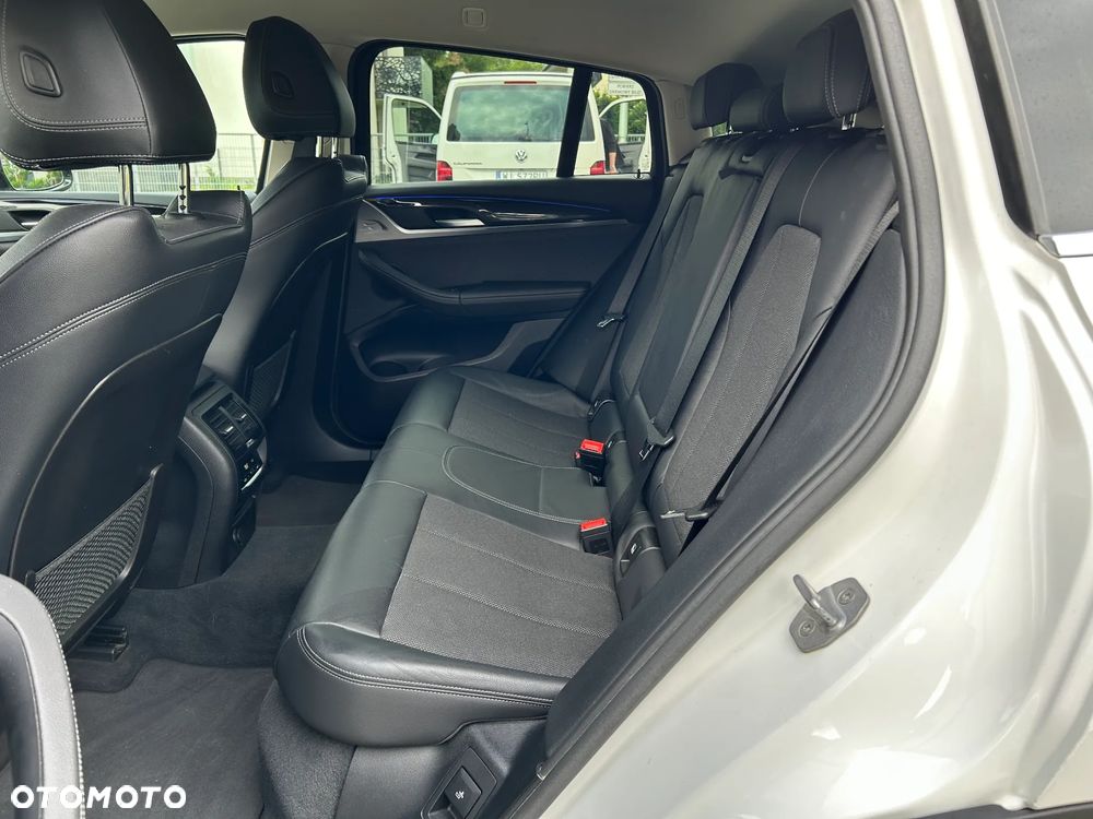 BMW X4 xDrive20i GPF xLine sport - 26