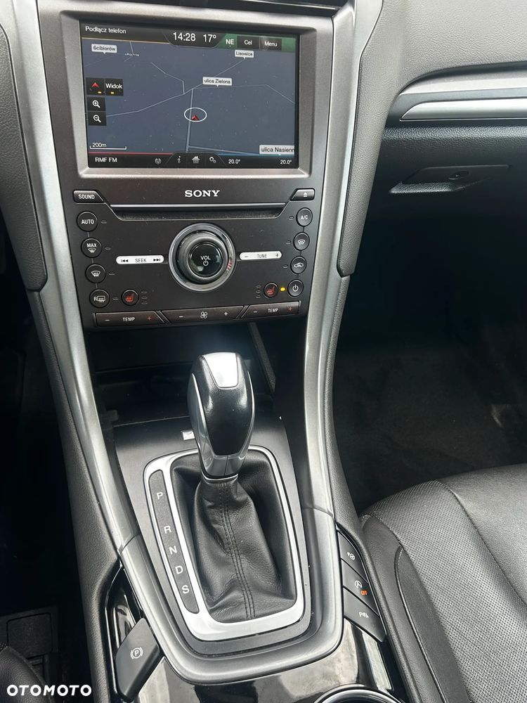 Ford Mondeo 2.0 TDCi Titanium PowerShift - 19