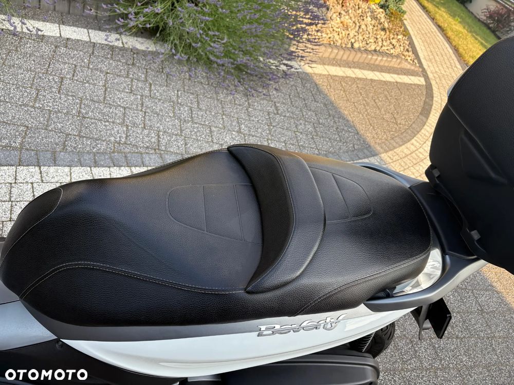 Piaggio Beverly - 9