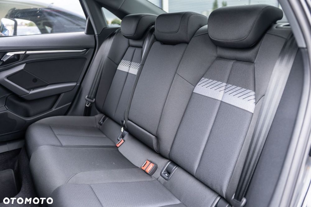 Audi A3 Limousine TFSI mHEV 110 kW S Line S tronic - 19