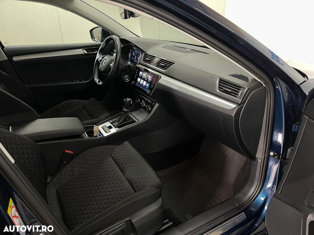 Skoda Superb 2.0 TDI DSG Ambition - 10