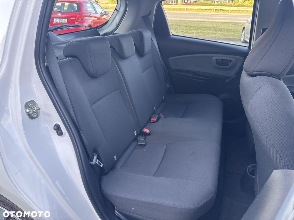 Toyota Yaris - 18