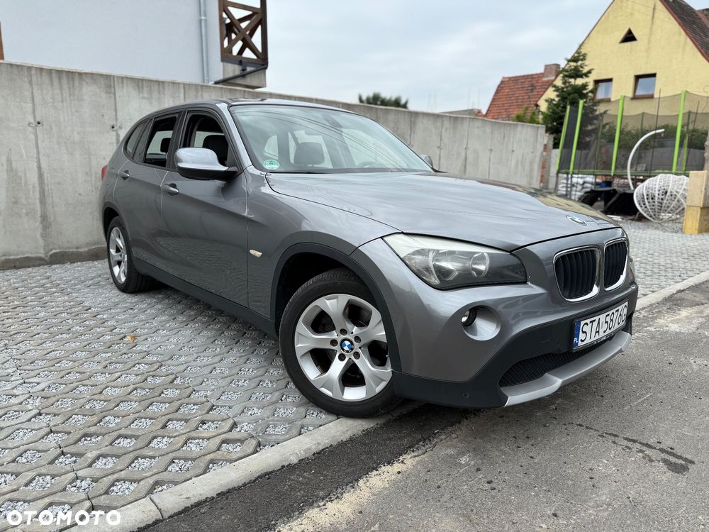 BMW X1 xDrive20i - 1