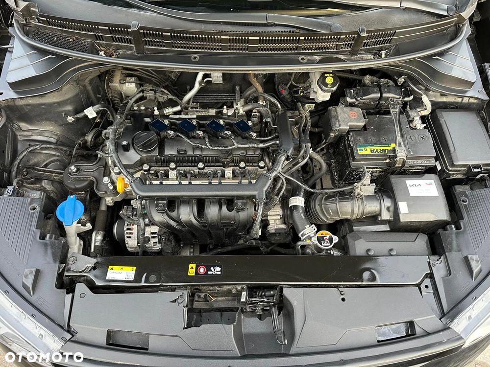 Kia Stonic 1.2 L Business Line - 19