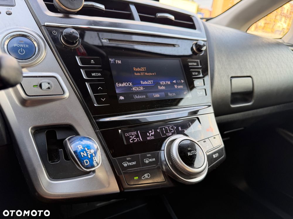 Toyota Prius+ - 16