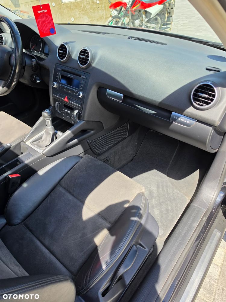 Audi A3 Sportback 2.0 TDI DPF quattro S line Sportpaket plus - 15