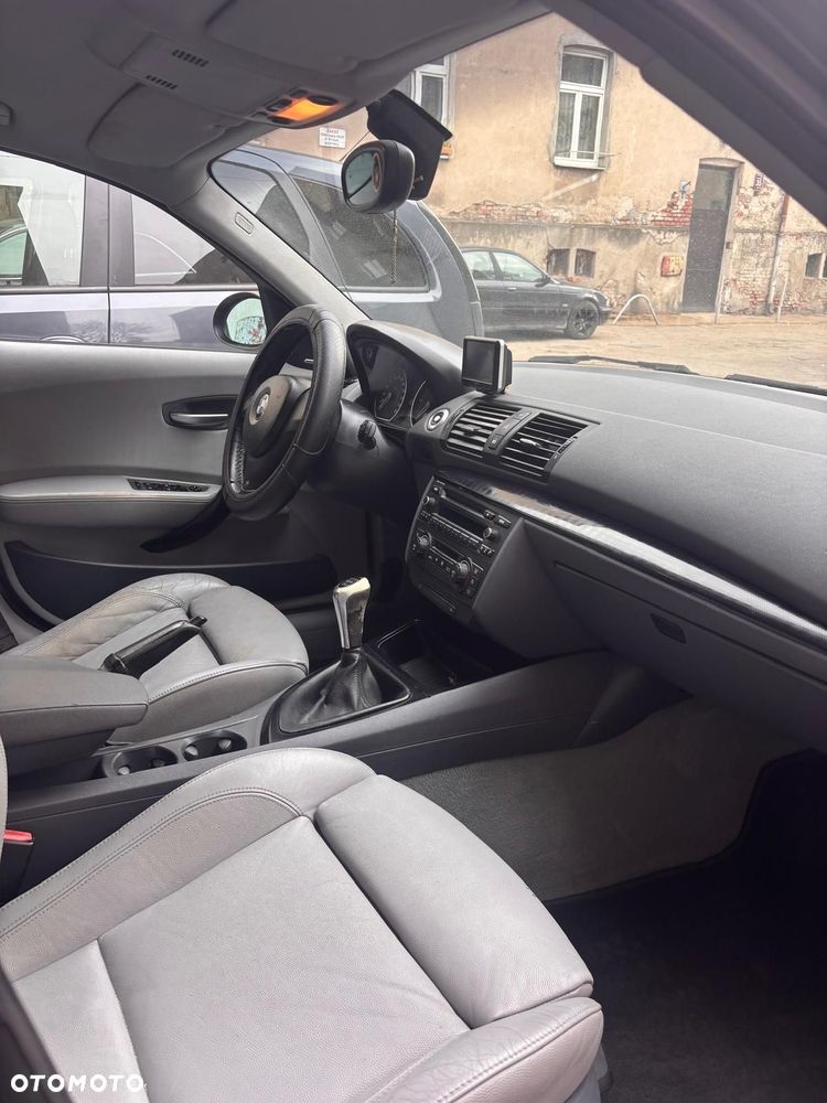 BMW Seria 1 120d - 10