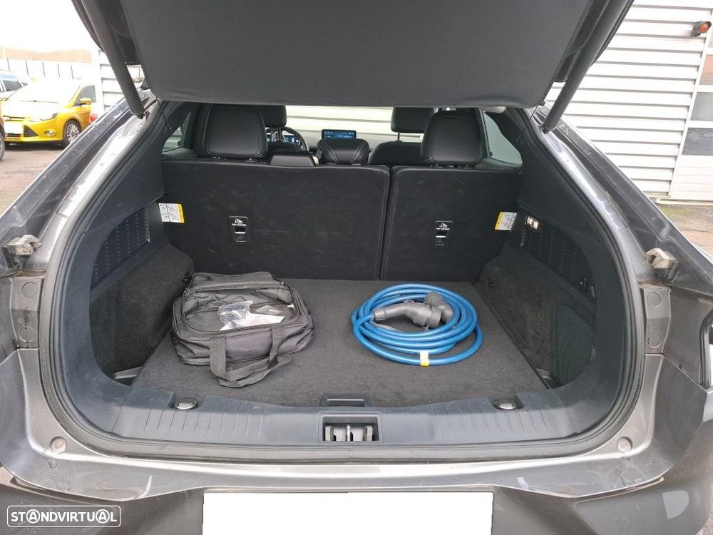 Ford Mustang Mach-E Premium - 6