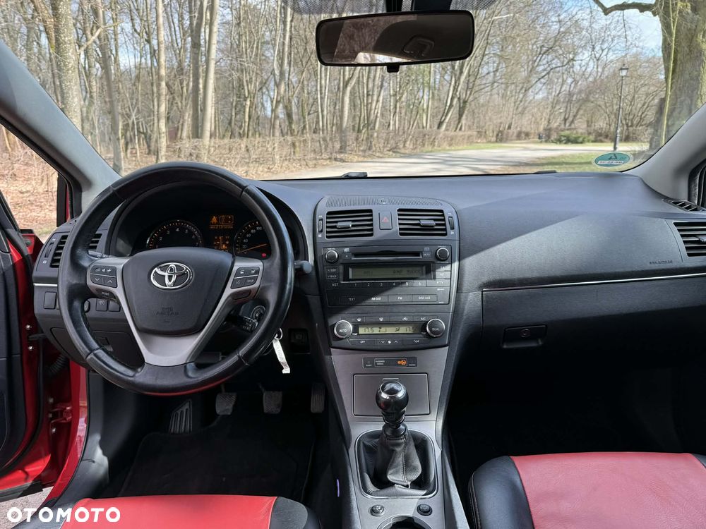 Toyota Avensis 1.8 Sol EU5 - 28