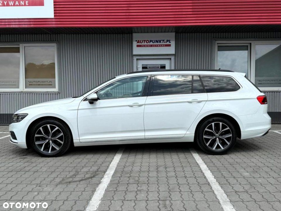 Volkswagen Passat - 2