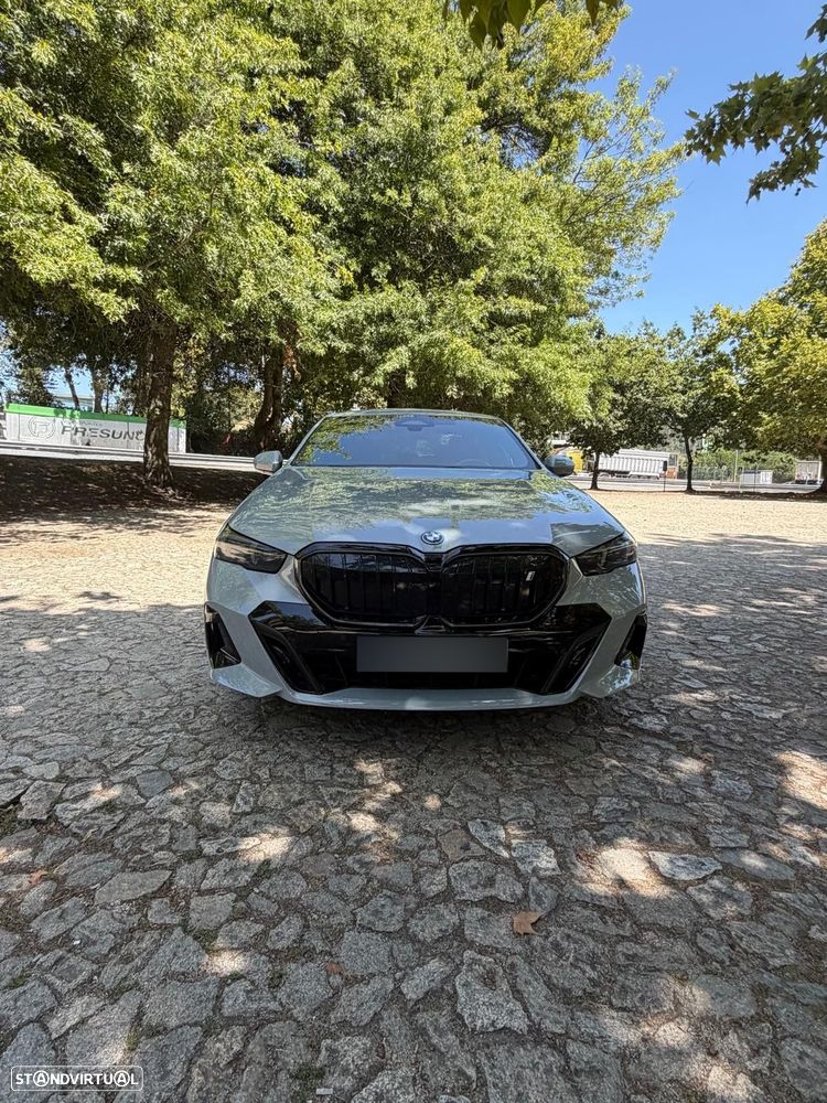 BMW i5 eDrive40 Pack Desportivo M - 13