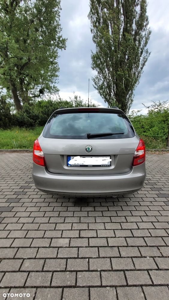 Skoda Fabia 1.4 16V Comfort - 11