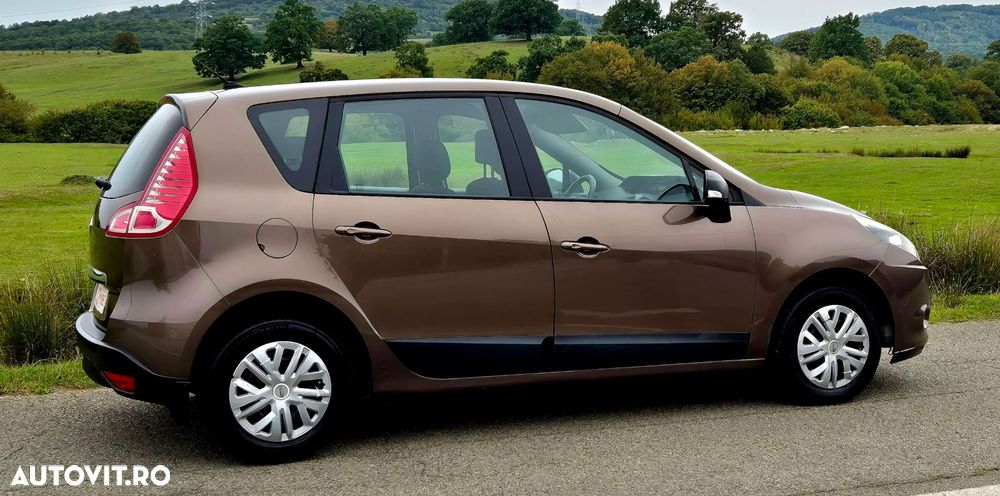 Renault Scenic - 16