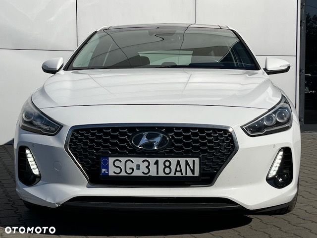 Hyundai i30 1.6 D Premiere Luxury - 3