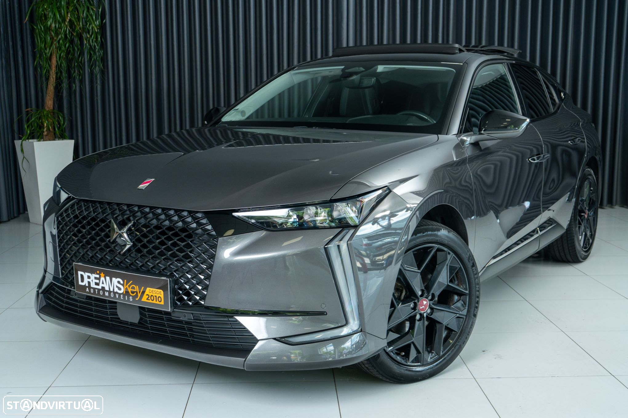 DS DS4 4 1.2 PureTech Performance Line EAT8 - 19