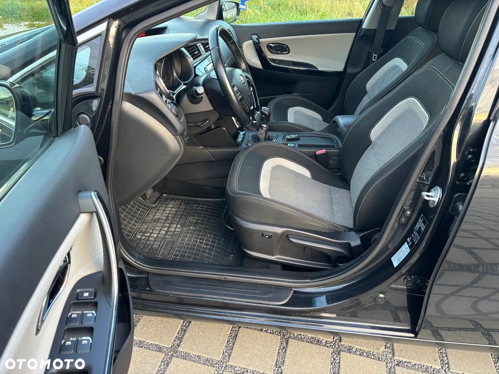 Kia Ceed 1.6 CRDi 136 ISG Dream Team Edition - 6