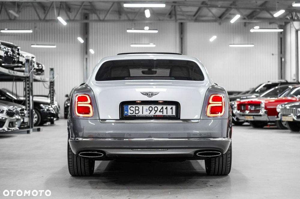 Bentley Mulsanne Speed - 13