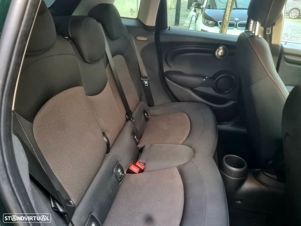 MINI 5 Portas Cooper D - 24