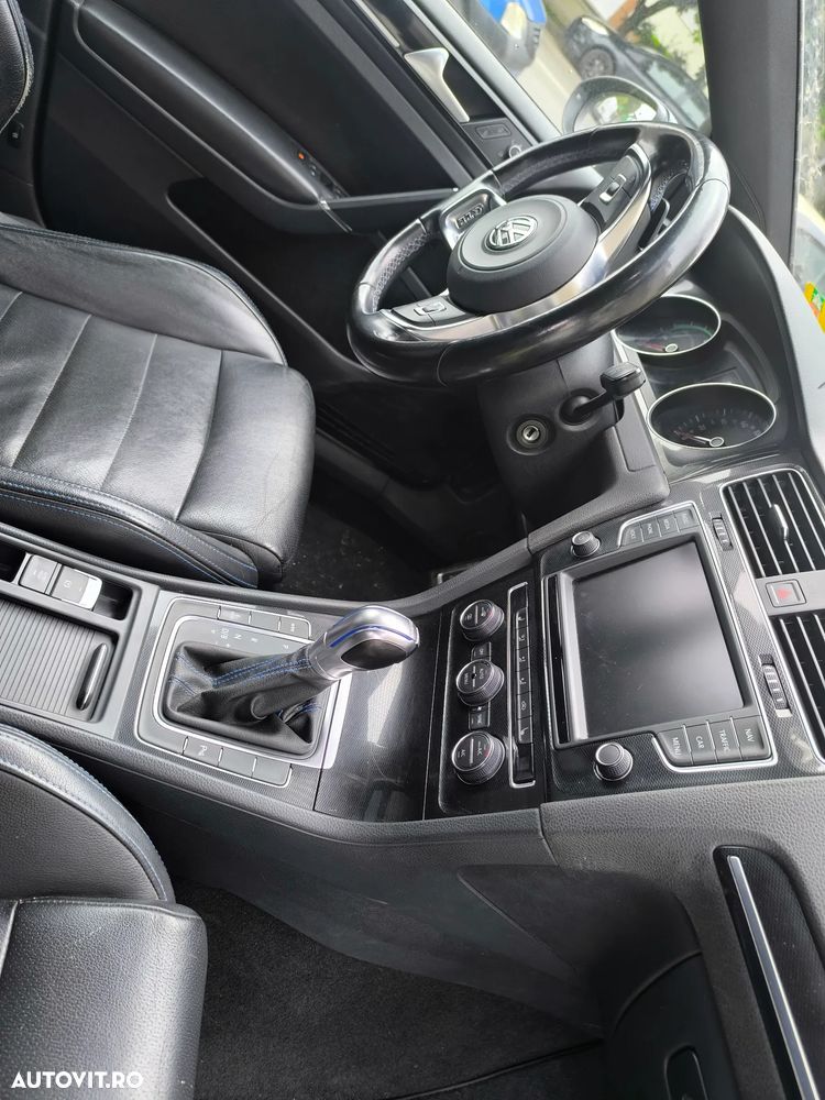 Volkswagen Golf - 7
